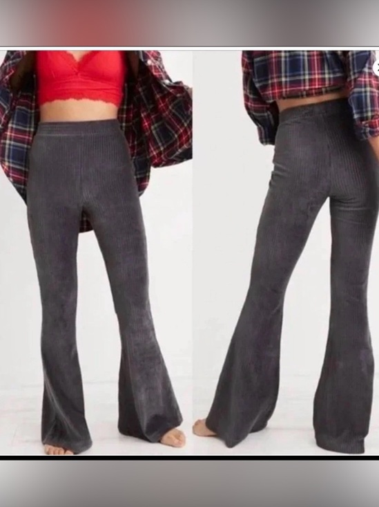 aerie Pants - NEW Aerie Groove-On Ribbed Velour Flare Pants Charcoal Gray Womens Medium